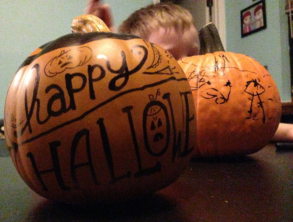 DIY Home Decor - Easy Halloween Decorations - Hand Drawn Pumpkin