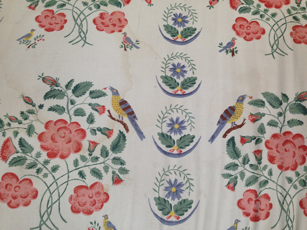 Birds and floral vintage fabric - Art Inspiration and Thrifting